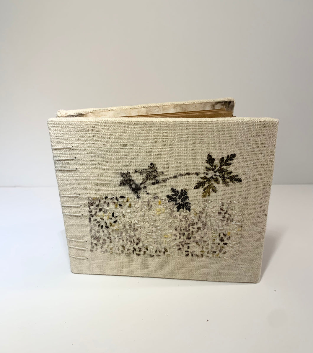 Memory book - Seed stitch with herb robert print
